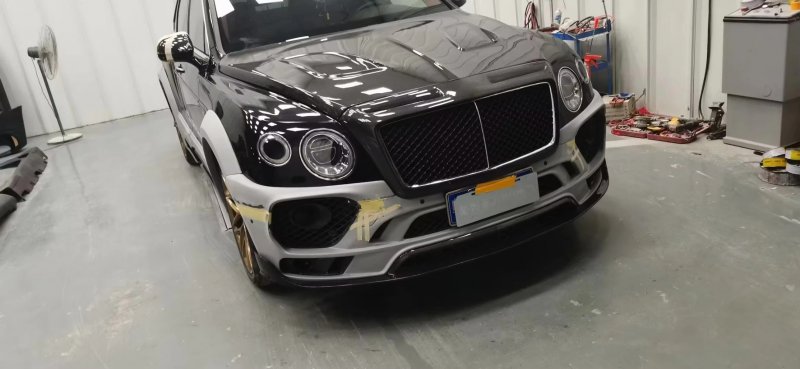 Bentayga Mansori Body Kits for  Excellent Quality Fast Delivery Dry Carbon Fiber Front Lip Side Skirt Rear Diffuser Hood